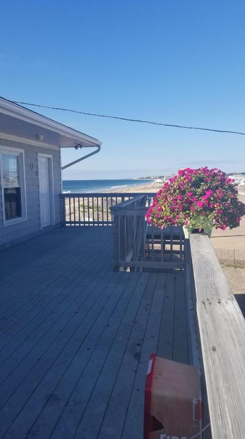 Sandcastle Beachfront Inn 韦斯特利 外观 照片