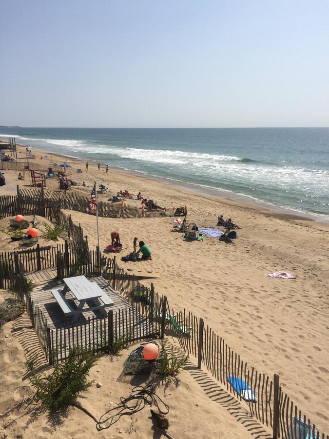 Sandcastle Beachfront Inn 韦斯特利 外观 照片